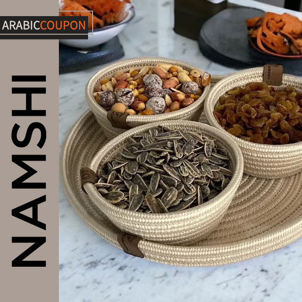 Set of straw plates for dry Ramadan appetizers